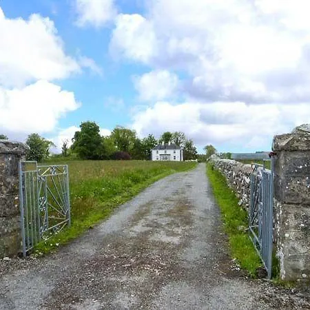 Heaney's Cloghans Hill Feriehus